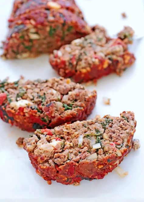 Greek Meatloaf Recipes, Spinach Feta Meatloaf, Feta Meatloaf, Meatloaf With Spinach, Mediterranean Meatloaf, Greek Meatloaf, Healthy Ground Beef Recipes, Meatloaf Recipes Healthy, Greek Spinach