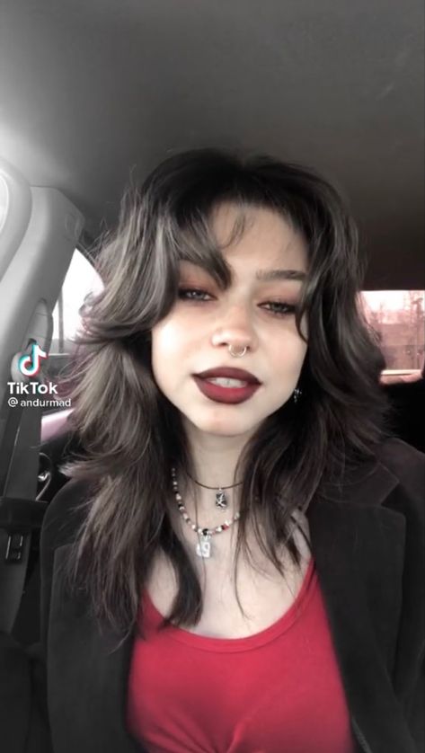 Hairstyles Tiktok, Hair Stylies, Haircuts Straight Hair, Dye My Hair, Short Hair Haircuts, Cut My Hair, Hair Inspo Color, Grunge Hair, Aesthetic Hair