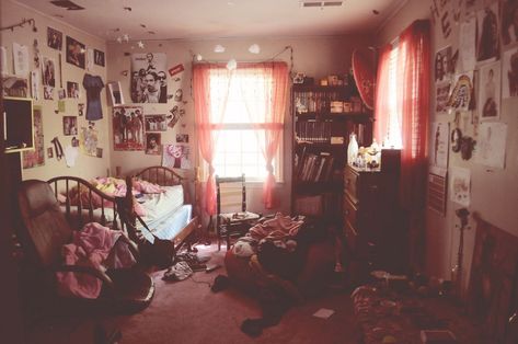 Hipster Room, Hipster Bedroom, Messy Bedroom, Indie Bedroom, Tumblr Room Decor, Tumblr Bedroom, Hipster Room Decor, Tumblr Rooms