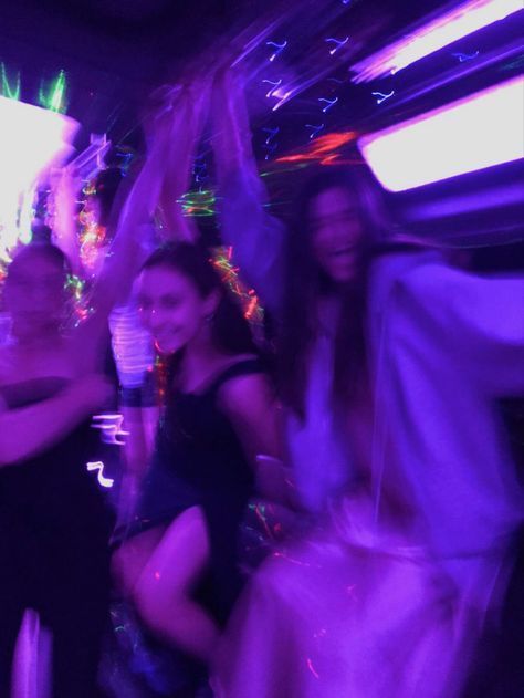 Prom Party Bus, Vibe Party, 14th Birthday Party Ideas, Katie White, Night Club Aesthetic, Party Night Club, Bday Party Theme, Girls Night Party, Purple Vibe