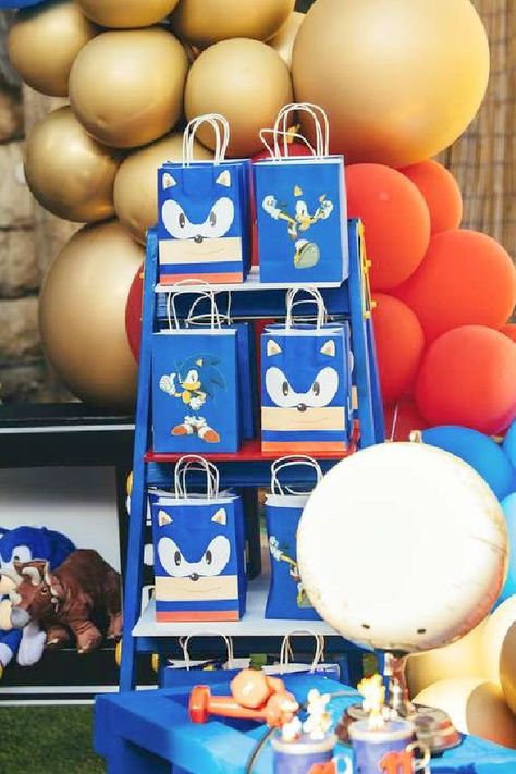 Sonic Gift Bags, Hedgehog Birthday Party Ideas, Video Game Party Theme, Video Game Party Ideas, Sonic The Hedgehog Party, Sonic The Hedgehog Birthday Party, Game Party Ideas, Hedgehog Party, Birthday Party Favor Ideas