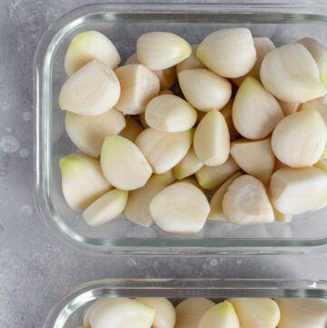 How to Freeze Garlic Cloves - Carmy - Easy Healthy-ish Recipes Freeze Garlic Cloves, Freezing Garlic, Garlic Cloves, Garlic, Frozen, Canning