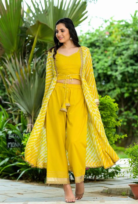 Plaza Crop Top Design, Plaza And Top, Crop Top Sharara Set With Jacket, Indi Western Outfits Women, Crop Top With Plazo And Jacket, Leheriya Designs, Top With Plazo, Black Skirt Outfit Party, Plazo Outfits