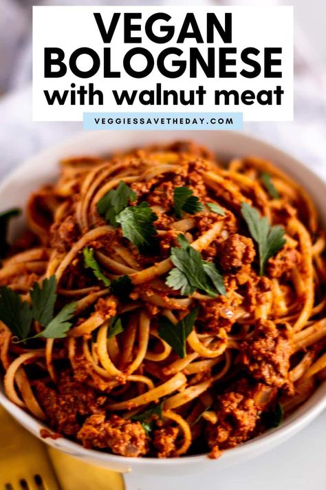 Walnut Bolognese, Pasta Sauce Recipes Easy, Cheese Substitute, Vegan Pasta Sauce, Vegan Pasta Dish, Traditional Pasta, Vegan Bolognese, Easy Vegan Lunch, Gluten Free Vegetarian Recipes