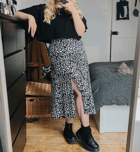 Edgy Office Fashion Mid Size, Plus Size Alternative Work Outfits, 2023 Fashion Curvy, Plus Size Alternative Outfits Summer, Alternative Fall Fashion 2023, Midsize Hipster Outfits, Mid Size Outfit Inspiration, Mid Size Alternative Fashion Summer, Plus Size Skirt Outfits Work