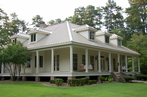 Metal Roof Image Gallery | Metal Roofing Alliance Residential Metal Roofing, Metal Roof Colors, Standing Seam Roof, House Architecture Styles, Modern Roofing, Farmhouse Landscaping, Steel Roofing, Roof Architecture, Metal Roofing