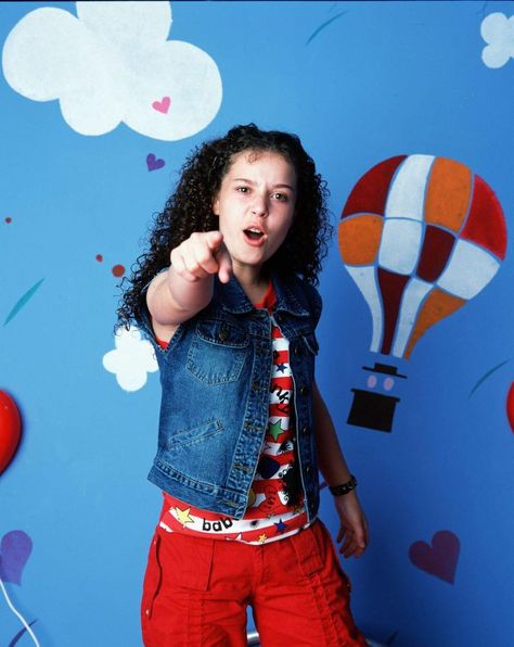 TRACY Beaker has become one of the most popular TV characters ever thanks to the success of the CBBC series based on Jacqueline Wilson’s book. Actress Dani Harmer is now set to return with a brand new series My Mum: Tracy Beaker, which will follow the journey of Tracy as a mother. Where is Tracy Beaker […] 2000s Kids Movies, Dani Harmer, Tracy Beaker Returns, Iconic Tv Characters, Tracy Beaker, Uk Icon, Iconic 2000s, Jacqueline Wilson, Icons Party