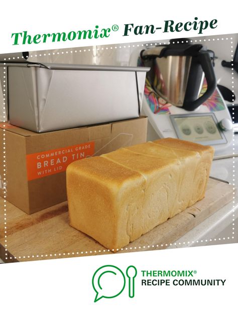 THERMOMUMMA WHITE SANDWICH BREAD LOAF (680G) by Lrbowie. A Thermomix <sup>®</sup> recipe in the category Baking - savoury on www.recipecommunity.com.au, the Thermomix <sup>®</sup> Community. Thermomix Recipes Healthy, Foccacia Recipe, Bread Improver, White Sandwich Bread, Thermomix Bread, Gluten Free Holiday Recipes, Lunchbox Recipes, Thermomix Baking, Bellini Recipe