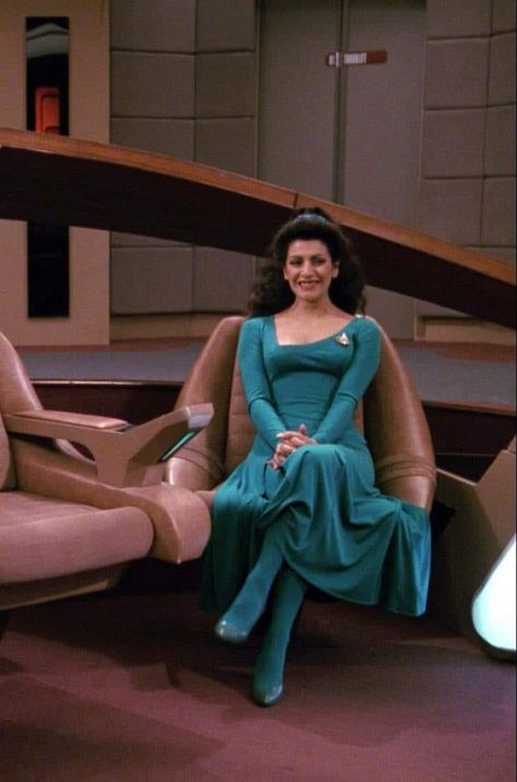 Star Trek Snw, Star Trek Bridge, Deanna Troi, Marina Sirtis, Star Trek Cosplay, Star Trek Universe, Ace Attorney, Halloween 2024, Live Long