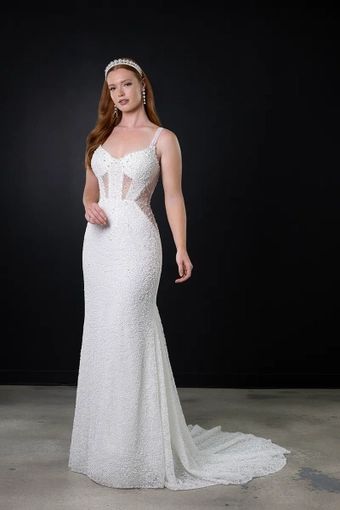 Martina Liana - 1691 | Bridal Elegance Studio Wedding Dress Shop, Martina Liana, Bridal Elegance, Designer Wedding, Wedding Dress Shopping, Dream Dress, Wedding Designs, Perfect Dress, Your Dream