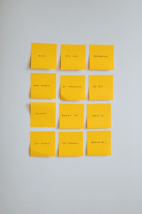 yellow sticky notes on white wall photo – Free Advertisement Image on Unsplash Sticky Notes On Wall, Post It Notes Aesthetic, Sticky Note Aesthetic, Sticky Notes Aesthetic, Yellow Sticky Notes, Crazy Genius, Brand Session, Good Study Habits, Notes Plan