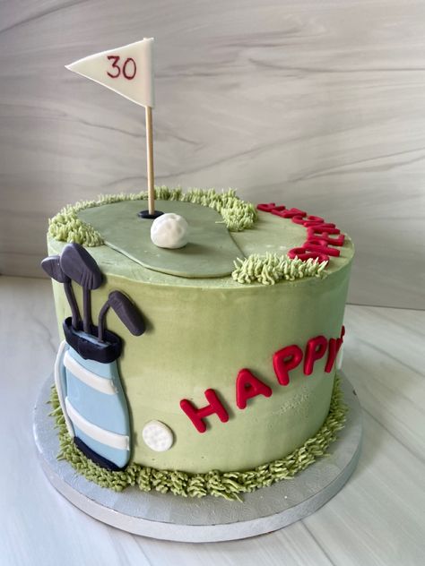 Golf Themed Cakes Buttercream, Golf Theme Birthday, 35th Birthday Cakes, Theme Birthday Cake, Sports Theme Birthday, Slice Of Cake, Beer Cake, Golf Theme, 35th Birthday