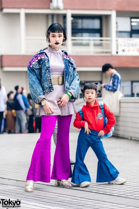 Monster Backpack, Bunka Fashion College, Black Fishnet Tights, Studded Denim Jacket, Fashion College, College Wear, Tokyo Street Style, Streetwear Mode, Studded Denim