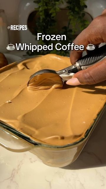 Whipped Coffee Recipe, Soft Drinks Recipes, Whipped Coffee, Food Hub, Ice Cream At Home, Whip It, Coffee Games, Food Easy, Coffee Recipe