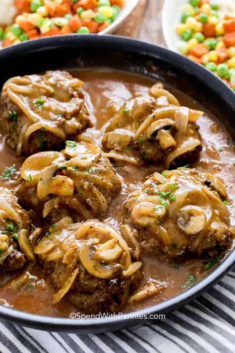 Mushroom Salisbury Steak Hamburger Steak Recipes, Homemade Salisbury Steak, Easy Salisbury Steak, Slow Cooker Salisbury Steak, Perfect Mashed Potatoes, Steak Dishes, 30 Min Meals, Salisbury Steak Recipes, Good Meatloaf Recipe