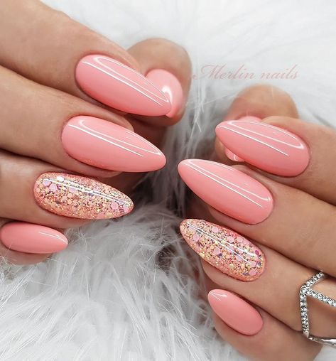 All Posts • Instagram Merlin Nails, Peach Nails, Pink Glitter Nails, Pretty Nail Designs, Glitter Nail Art, Fancy Nails, Best Acrylic Nails, Almond Nails, Beauty Nails