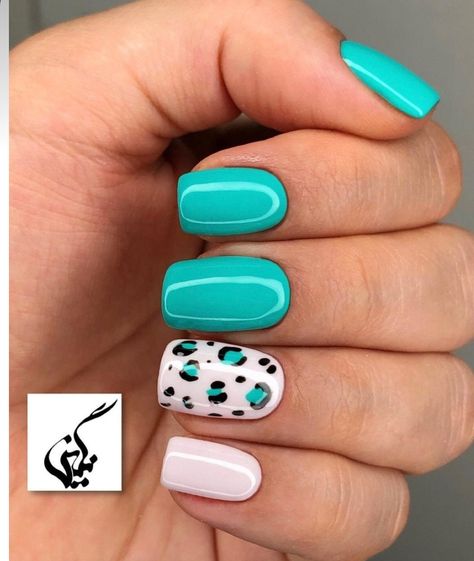 Teal And Cheetah Nails, Bright Teal Nails With Design, Summer Nails 2023 Teal, Turquoise Spring Nails, Teal Gel Nail Designs, Teal Nails Ideas, Spring Gel Nails Ideas, Nails Teal, Cheetah Nail Designs