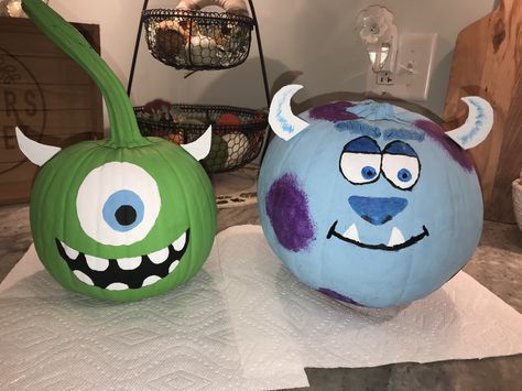 Mike Wazowski and Sully from monsters inc. painted pumpkins. We used Matte acrylic craft paint🎃 Mike And Sully Pumpkin Paintings, Sully Pumpkin Painting, Sully Pumpkin, Mike Wazowski And Sully, Sully From Monsters Inc, Sully Monsters Inc, Mike And Sully, Pumpkin Contest, Spooky Stuff