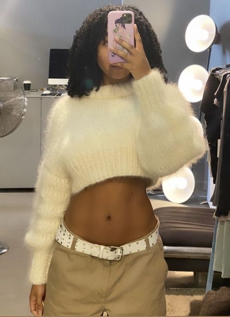 Fuzzy Crop Top Outfits, Zip Up Sweater Outfit, Fuzzy Crop Top, Sweater Outfit, Crop Top Outfits, Character Ideas, Zip Up Sweater, Soft Style, Warm And Cozy