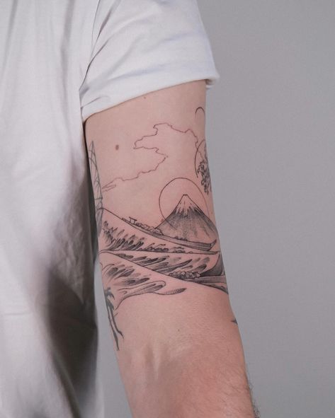 Adapting the magnificent work of Katsushika Hokusai into a tattoo was a wonderful experience 🌊 . . . . #sketchtattoo #hokusai #wavetattoo #wave #blacktattooart #reproduction #abstractart #abstracttattoo #osmanergin #berlintattoo #berlintattooers #berlintattooartist Hokusai Tattoo, Single Needle Tattoo, Katsushika Hokusai, Waves Tattoo, Abstract Tattoo, A Tattoo, Tattoo Sketches, Black Tattoos, I Tattoo