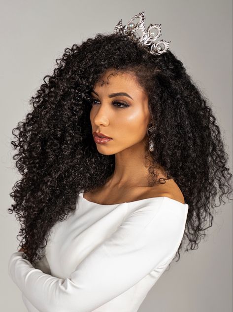 Girls Pageant Hair, Pony Hairstyles, Pageant Hair, Medium Length Hairstyles, Over 60 Hairstyles, Short Hair Black, Miss Usa, Greasy Hair Hairstyles, Princess Hairstyles