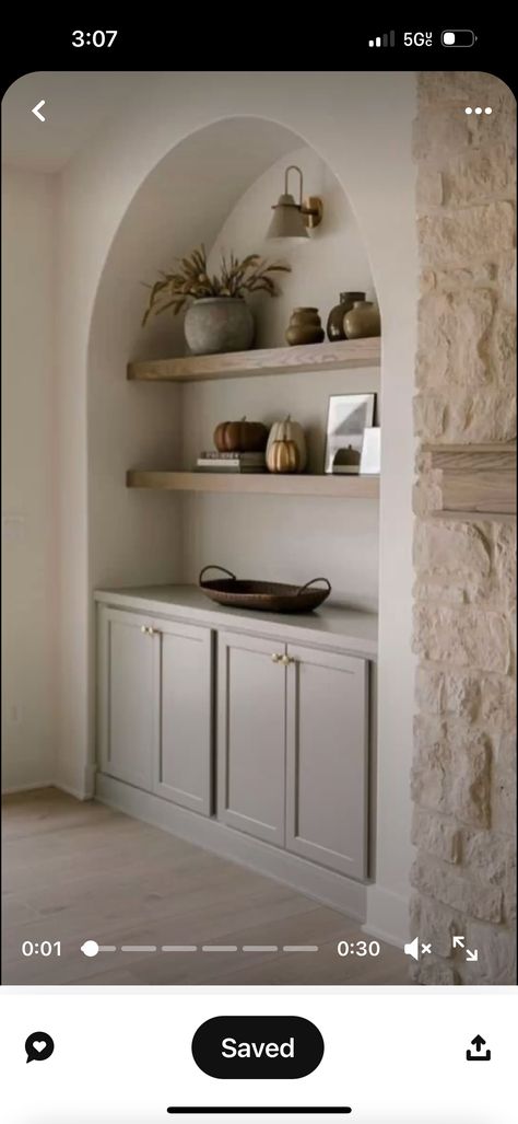 Built In Cabinet Dining Room, Wall Niche Ideas Living Room, Niche Ideas Living Room, Living Room Niche, Built In Shelf Decor, Wall Niche Ideas, Built In Wall Shelves, Wall Shelves Living Room, Built In Buffet