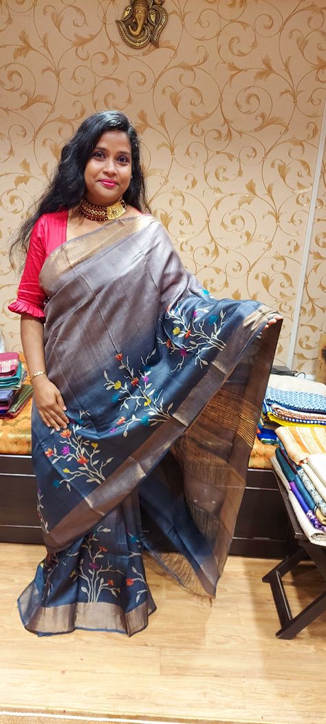 Hand painted tussar silk saree ! Mural Painting Kerala Saree, Mural Painting Kerala, Kerala Saree, Tussar Silk Saree, Mural Painting, Kerala, Silk Saree, Silk Sarees, Mural