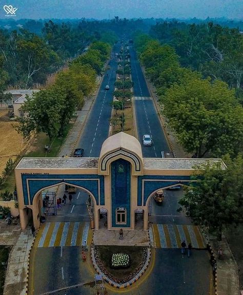 Islamia University Bahawalpur, Beautiful Pakistan, Punjab Pakistan, Building Furniture, Cute Galaxy Wallpaper, Beautiful View, Heaven On Earth, Holiday Destinations, Countries Of The World