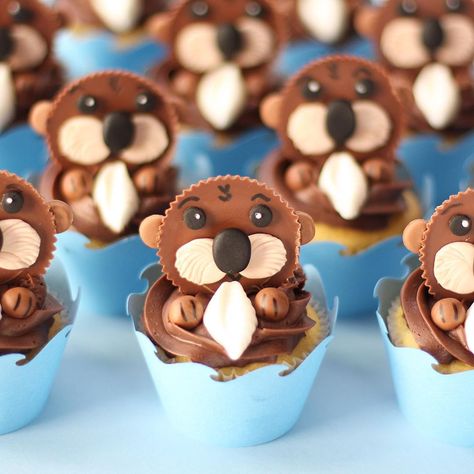 Otter Themed Snacks, Sea Otter Cupcakes, Otter Themed Party, Otter Cupcakes, Otter Birthday Cake, Otter Party, Otter Birthday, Birthday Toast, Food Magic