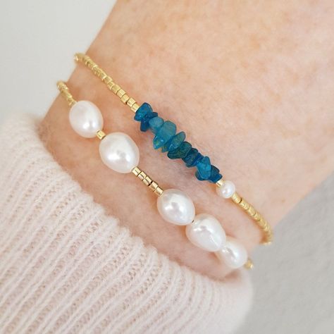 Dainty Blue Apatite Natural Gemstone Chip Crystal Bracelet | Etsy Seed Bead Gemstone Bracelet, Diy Gemstone Chip Jewelry, Dainty Stone Bracelet, Crystal Chip Jewelry Ideas, Chip Stone Bracelet, Chip Stone Jewelry, Dainty Crystal Jewelry, Stone Chip Jewelry, Crystal Chip Jewelry