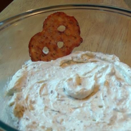 Garlic Feta Dip, Feta Cheese Dip Recipes, Feta Cheese Dip, Dip Food, Cheese Dip Recipe, Garlic Dip, Cheese Dip Recipes, Feta Dip, Garlic Recipes