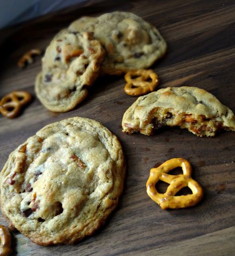 Pretzel Chocolate Chip Peanut Butter Cookies Pretzel Chocolate Chip Cookies, Chocolate Chip Peanut Butter Cookies, Pretzel Chocolate, Butter Pretzels, Pretzel Cookies, Peanut Butter Pretzel, Peanut Butter Chocolate Chip Cookies, Buttery Cookies, Chocolate Pretzels