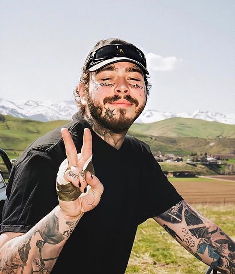 Post Malone Tattoos, Myself Post Malone, Post Malone Lyrics, Horrible Tattoos, Post Malone Wallpaper, Master Tattoo, Hidden Tattoos, The Dude, Love Post