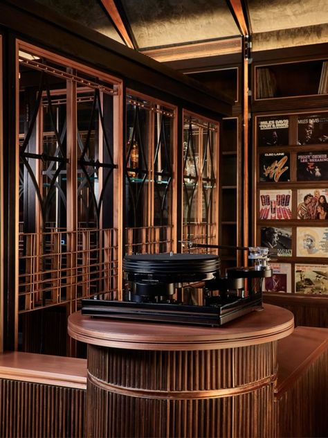 Grand Foyer Entrance, Speakeasy Bar, Rosewood Hotel, Lobby Lounge, Whiskey Bar, Castle Hotel, Hotel Website, Marriott Hotels, Restaurant Design