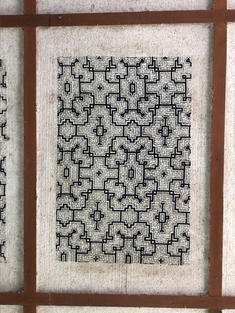 Shipibo Textile, Shipibo Pattern, Peruvian Art, Healing Room, Camera Obscura, Spiritual Tattoos, Textile Pattern Design, Textile Pattern, The Amazon