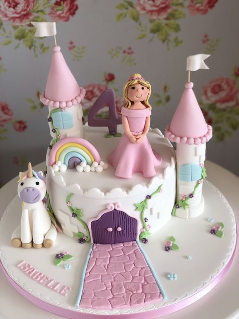 Mini Castle Cake, Unicorn Castle Cake, Purple Castle Cake, Fairy Castle Cake, Fondant Princess, Gökkuşaği Pasta, Elegant Cake Pops, Castle Birthday Party, Bolo Hot Wheels