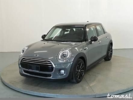 Grey Mini Cooper, Mini Cooper 4 Door, Blue Mini Cooper, Mini Cooper D, Dog Car Accessories, Grey Car, First Cars, Mini Cooper Countryman, Cooper Countryman