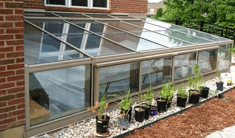 Pit greenhouses sit partially below the ground, which makes them extremely energy efficient, reducing energy costs and nurturing your plants year round. Conservatory Greenhouse, Polycarbonate Greenhouse, Build A Greenhouse, Home Greenhouse, Backyard Greenhouse, Small Greenhouse, Greenhouse Plans, Aquaponics System, Diy Greenhouse