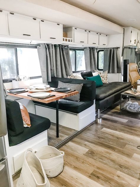 Reno Camper, Remodeling Camper, Rv Flip, Camper Aesthetic, Small Camper Interior, Trailer Makeover, Camper Cushions, Motorhome Remodel, Home Van