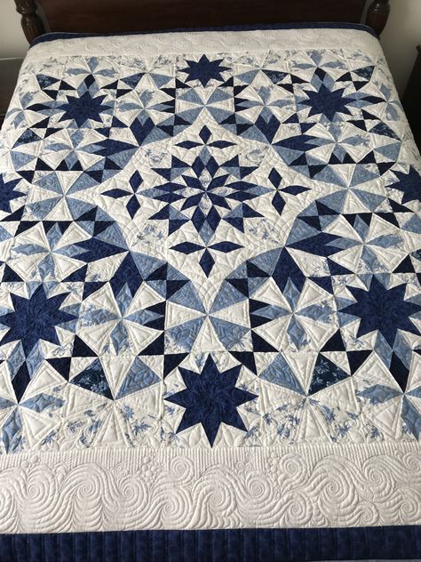 Alaska Magic Quilt, Alaska Quilt Block Patterns, Alaska Quilt By Edyta Sitar, Alaska Quilt Patterns, Quilts With Stars, Alaska Quilts, Blue And White Quilts, Alaska Quilt, Quilt Top Patterns