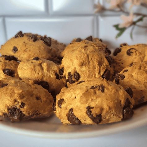 Sourdough Discard Pumpkin Chocolate Chip Cookies: Low Fat Recipe - Sourdough Pumpkin Cookies, Cookies Sourdough, Sourdough Discard Pumpkin, Sourdough Pumpkin, Discard Recipes, Pumpkin Chocolate Chip, Pumpkin Chocolate Chip Cookies, Sugar Pumpkin, Sourdough Discard