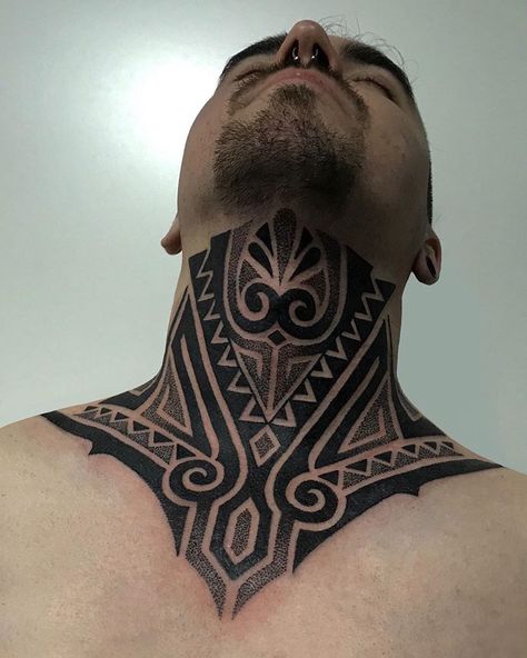 Chest Neck Tattoo, Geometric Dotwork, Band Tattoo Designs, Ornamental Tattoo, Glowing Art, Maori Tattoo, Head Tattoos, Band Tattoo, Neck Tattoo