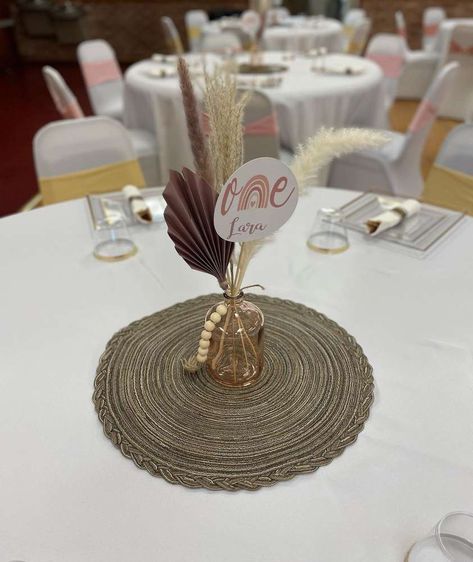 Boho Rainbow Table Centerpiece, Diy Boho Centerpieces Birthday, Boho Birthday Centerpiece, Boho Theme Centerpieces, Boho Rainbow Centerpiece Ideas, First Birthday Centerpieces Girl, 1st Birthday Centerpiece Ideas, Boho Centerpieces Birthday, Boho 1st Birthday Party Girl