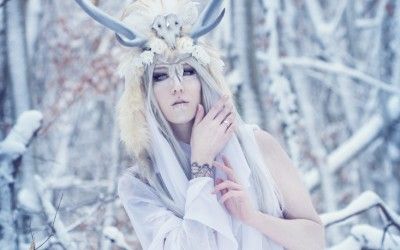 Lightning Cosplay - Winter Faun Winter Fairy Costume, Faun Cosplay, Faun Costume, Lightning Cosplay, Accessories Tutorial, Spirit Costume, Cosplay Couple, Fairy Cosplay, Gothic Fantasy Art