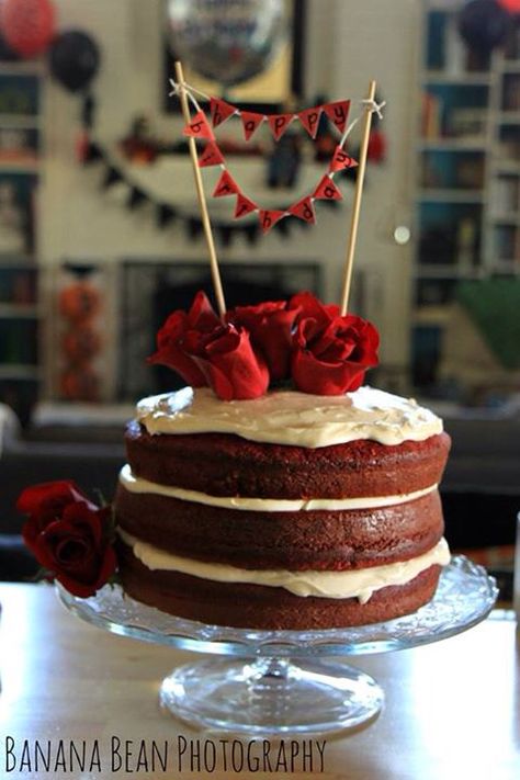 Look what I made!  Red velvet 3 tiered cake with fresh roses and mini bunting topper (also made by me) Cake With Fresh Roses, 3 Tiered Cake, Mini Bunting, Tiered Cake, Look What I Made, Made By Me, Bunting, Red Velvet, Roses