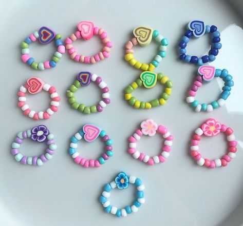 Cute Clay Bead Ring Ideas, Clay Bead Ring Ideas, Clay Bead Ring, Bead Ring Ideas, Manik Manik, Diy Beaded Rings, Hello Kitty Crafts, Rave Accessories, Bead Charms Diy