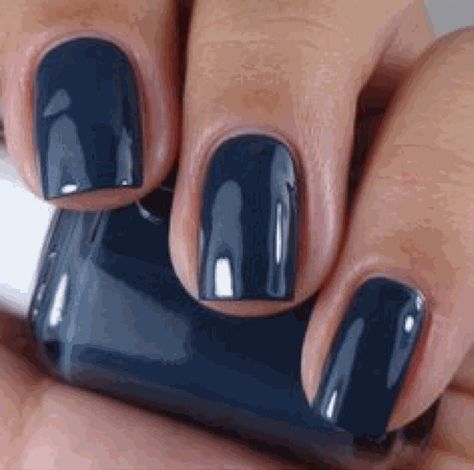 Fall is upon us, so start your season off right with the some of these fall nail colors. Blue Nails For Fall, Essie Nails, Polish Dress, Navy Nails, Essie Polish, Nail Envy, Blue Nail, Nails Polish, Polish Colors