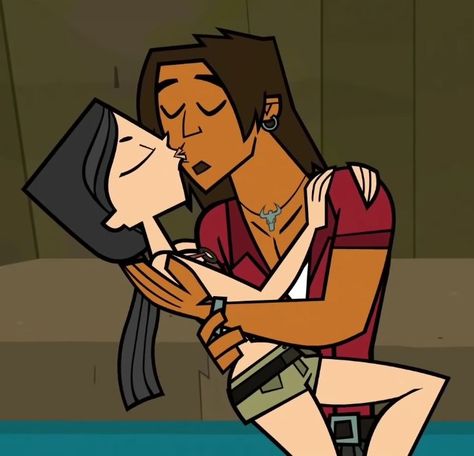 Alejandro And Heather, Total Drama All Stars, Warner Bros Cartoons, Drama Tv Series, Cant Help Falling In Love, Drama Total, 2000s Aesthetic, Drama Island, Total Drama Island