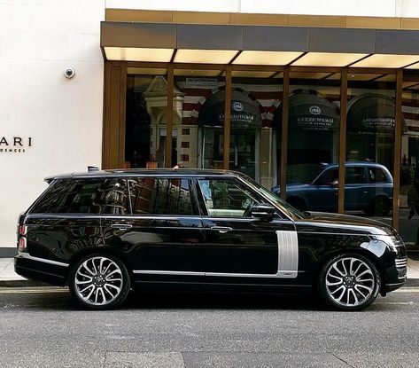 Land Rover Autobiography, Range Rover Lwb, Range Rover Sv, Range Rover Black, Suv Comparison, Range Rover Car, Midsize Suv, Luxury Cars Range Rover, Range Rover Supercharged