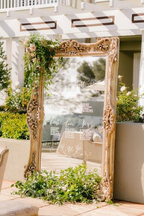 Masquerade Decoration Ideas, Wedding Mirror Decor, Vintage Mirror Wedding, Event Mirror, Salon Window, Masquerade Decorations, San Diego Beach Wedding, Arch Gate, Classy Wedding Decor